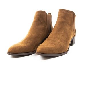 Riley Ankle boots